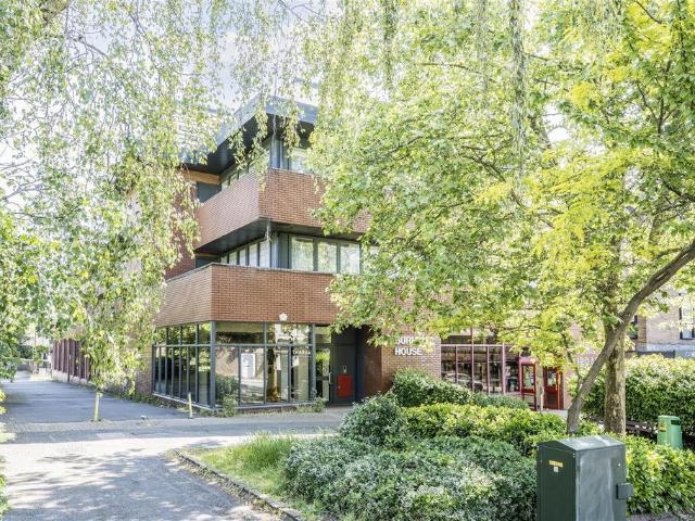 Flat for sale in Little Stanmore, Greater London