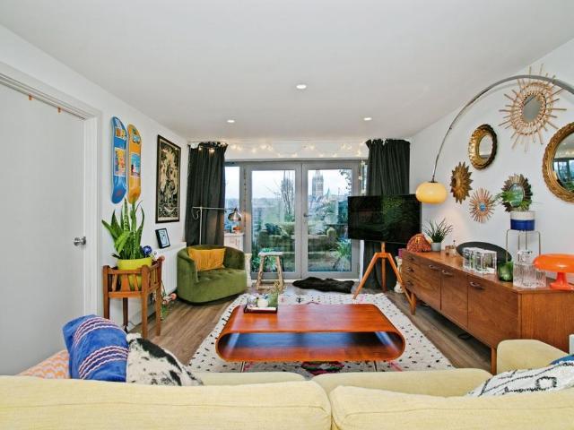 Flat for sale in Ferris Town, Penweathers