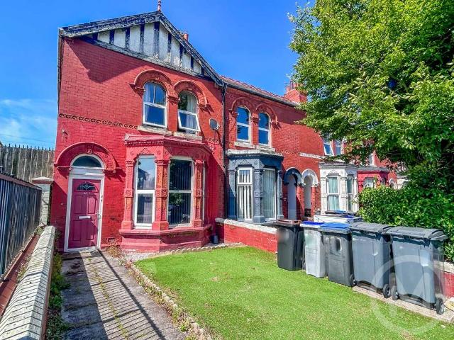 Flat for sale in Queenstown, Blackpool