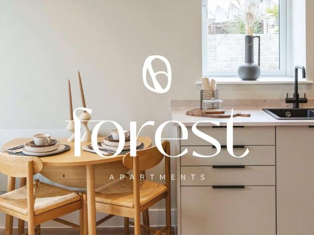 Flat for sale in Kingswood