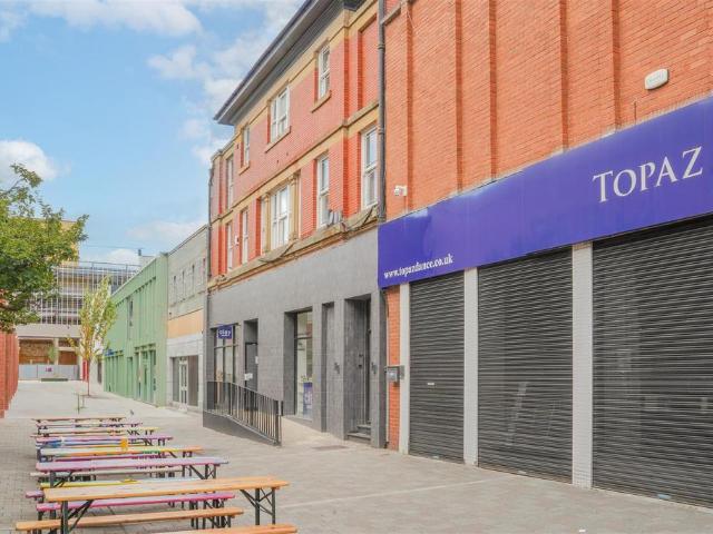 Flat for sale in Gorse Hill, Trafford Park