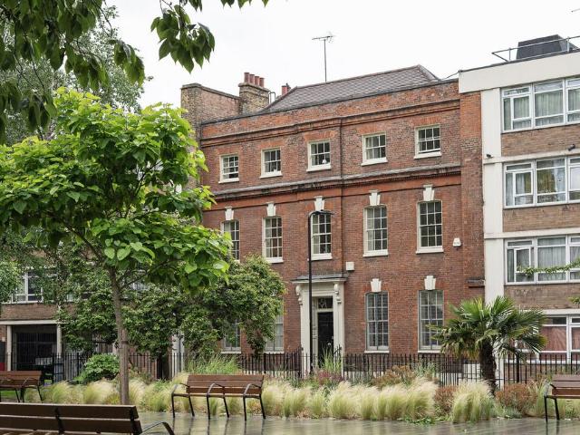 Flat for sale in Shoreditch, Greater London