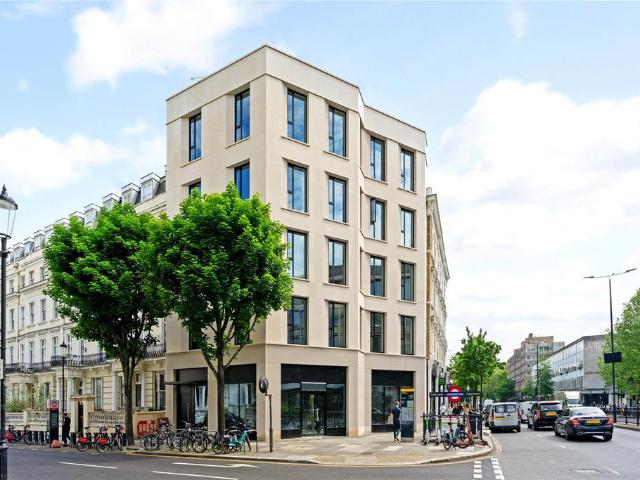 Flat for sale in Notting Hill, Greater London