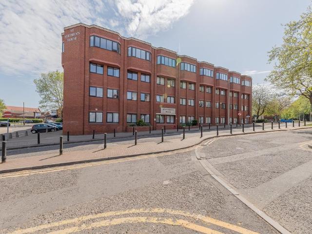 Flat for sale in Riverside, Redditch