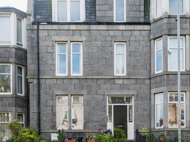 Flat for sale in Old Torry, Aberdeen City