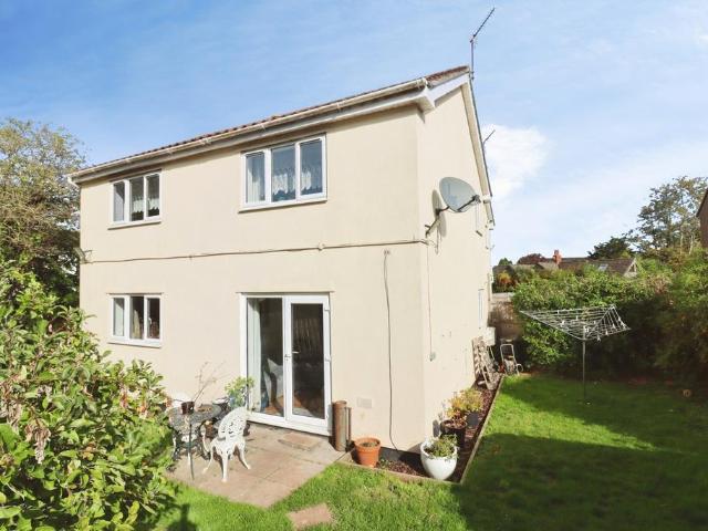 Flat for sale in Speedwell, Bristol