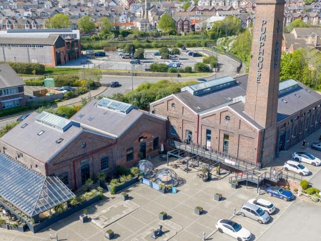 Flat for sale in Barry Island, Barry
