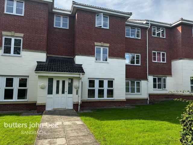 Flat for sale in Elworth, Sandbach