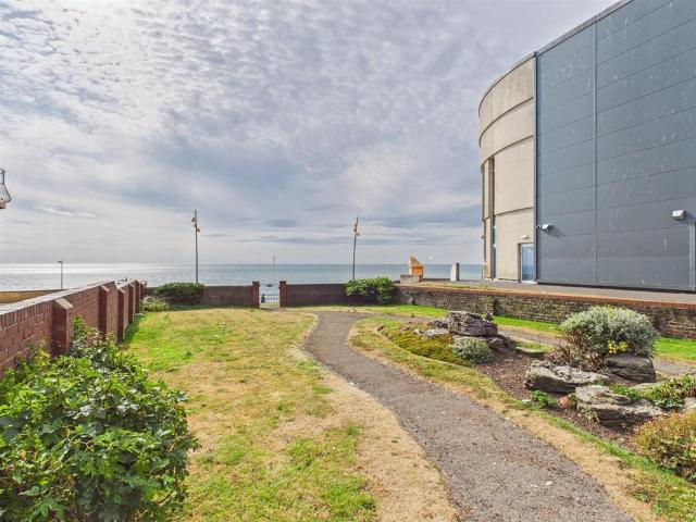 Flat for sale in Hilderthorpe, Bridlington