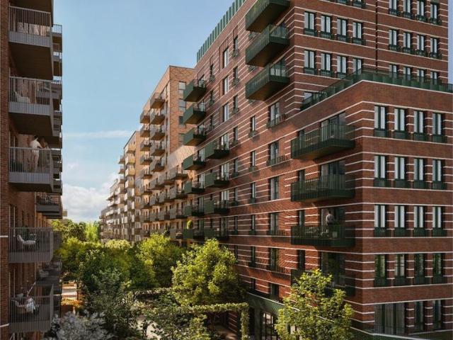 Flat for sale in Clapham Junction, Greater London