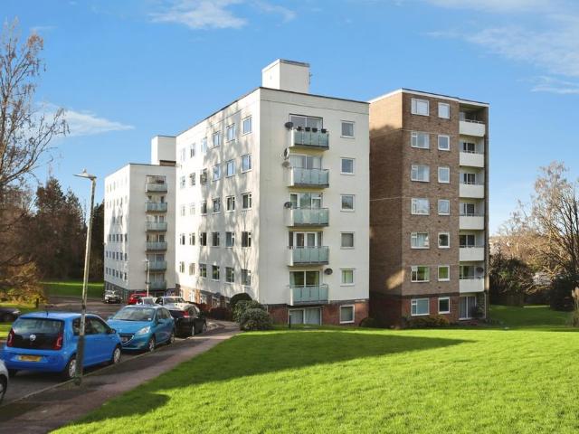 Flat for sale in St James, Sandown Park