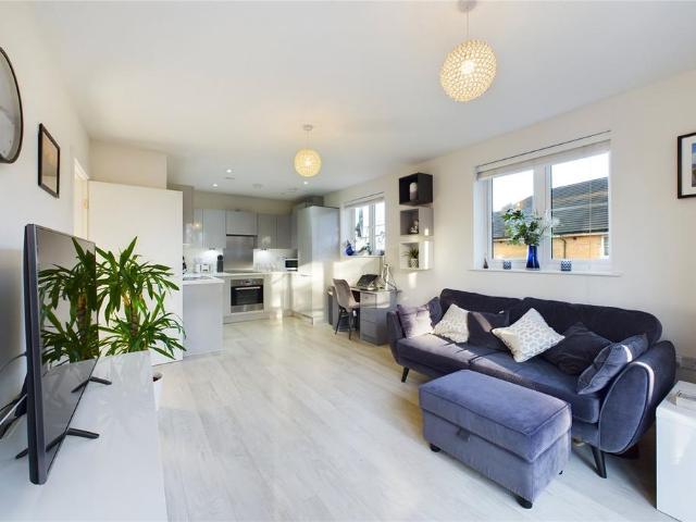 Flat for sale in Helios Park, Hart