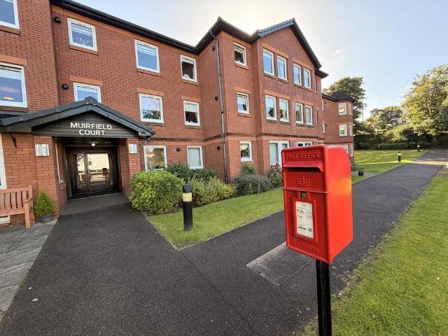 Flat for sale in New Cathcart, Glasgow