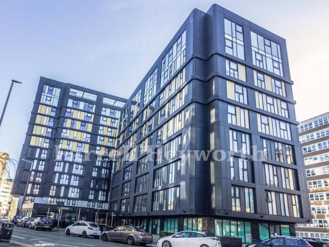 Flat for sale in Avenham, Higher Bartle