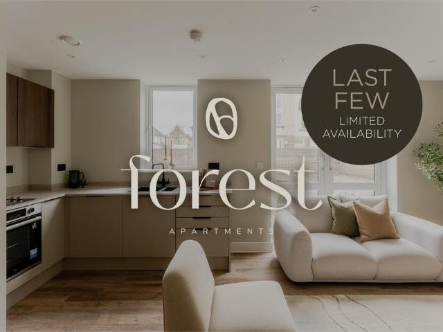 Flat for sale in Kingswood