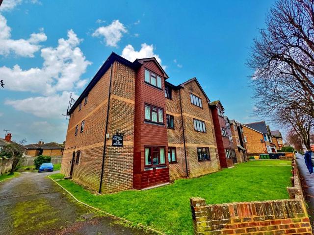 Flat for sale in Clapham, West Sussex