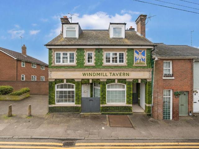 Flat for sale in St James, Sandown Park