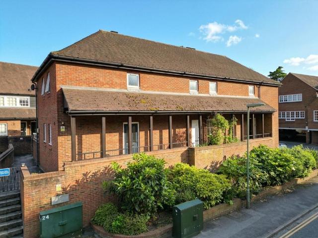Flat for sale in Blackhills, Surrey
