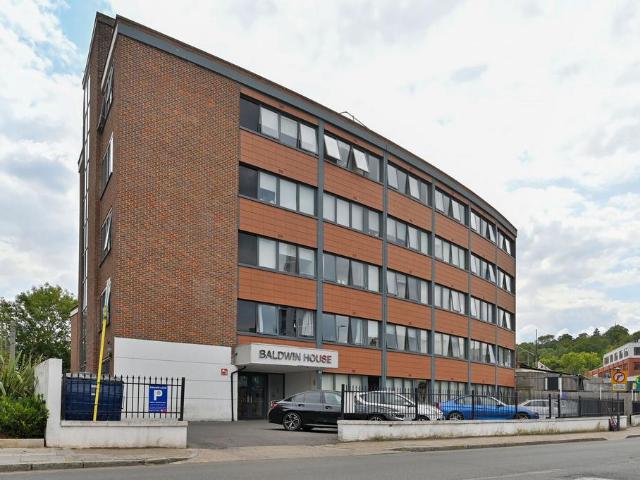 Flat for sale in Kenton, Greater London