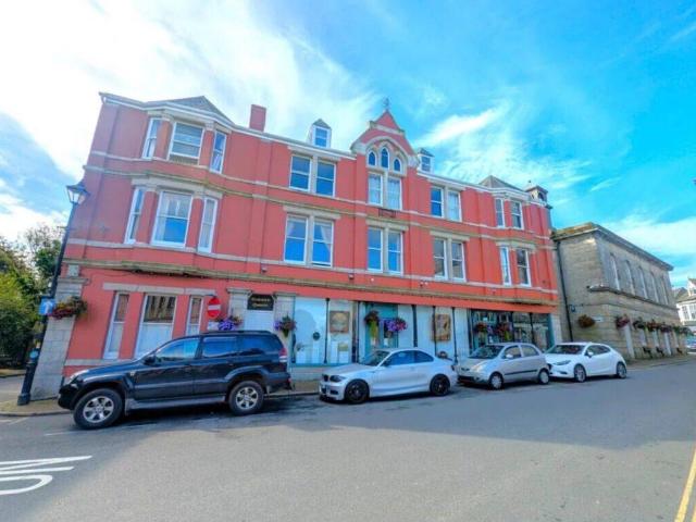 Flat for sale in Gluvian, St Columb Major