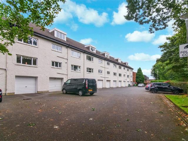 Flat for sale in Castlehead, Paisley