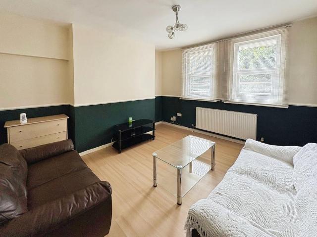 Flat for sale in Arthur's Hill, Tyne And Wear