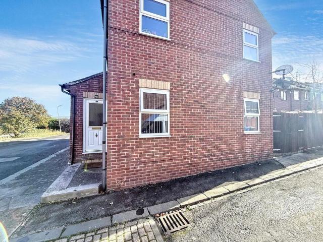 Flat for sale in Malvin's Close, Blyth
