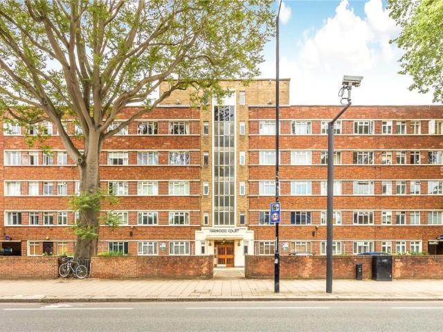Flat for sale in Putney, Greater London