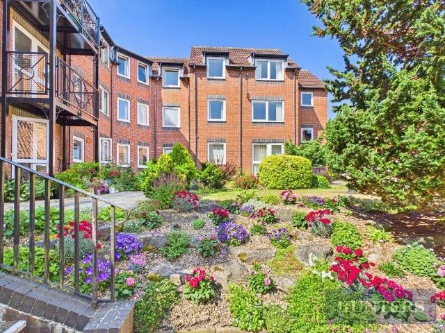 Flat for sale in Falsgrave, Kepwick