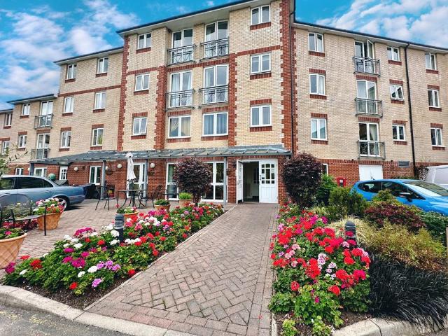Flat for sale in Pilton, Kentisbury