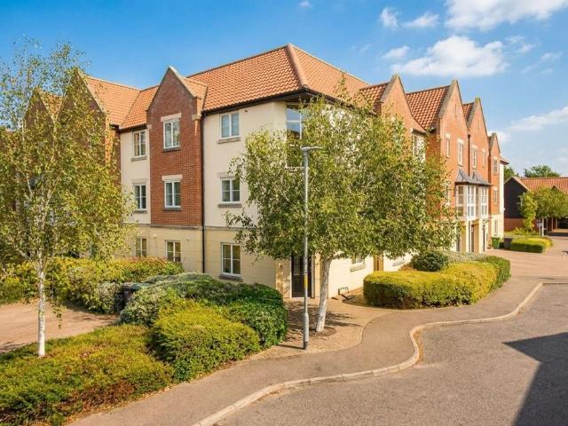 Flat for sale in Framingham Earl, South Norfolk