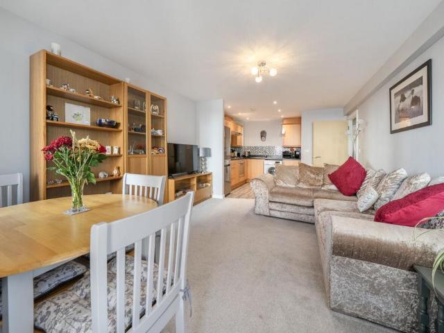 Flat for sale in South Woodham Ferrers, Chelmsford