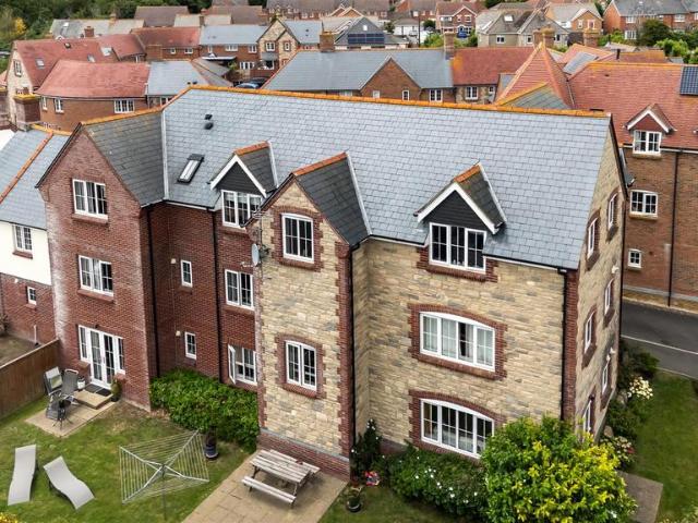 Flat for sale in Chickerell