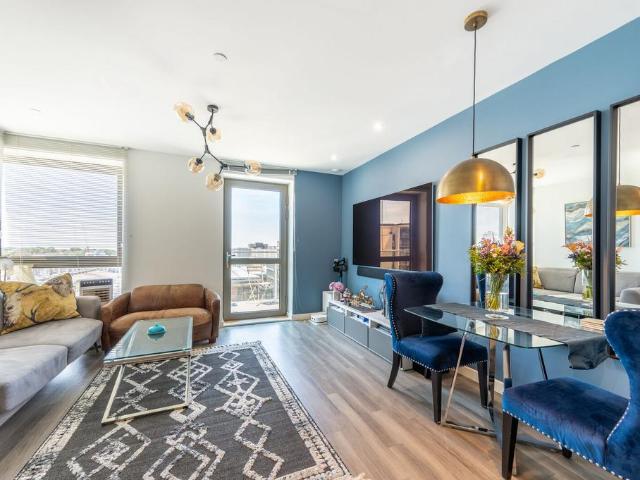 Flat for sale in Greater London