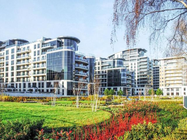 Flat for sale in Sands End, Greater London