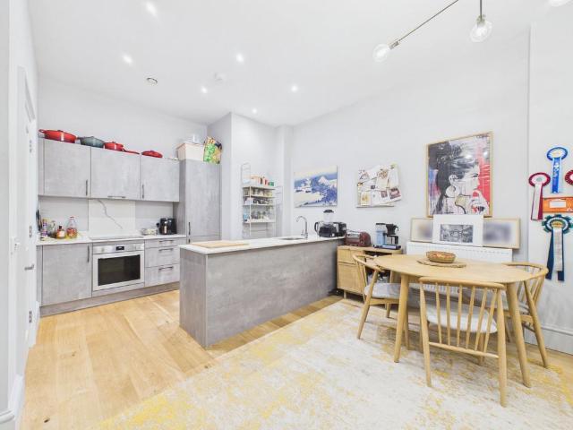 Flat for sale in Feckenham, City Of Bristol