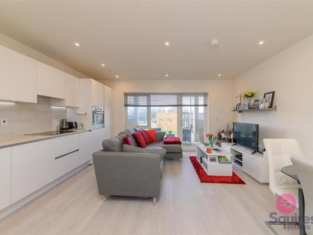 Flat for sale in West Finchley, Isle Of Man