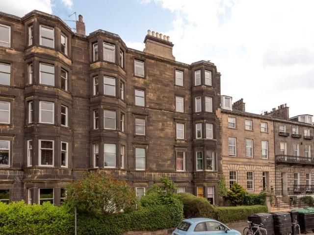 Flat for sale in Leith Links, Leith