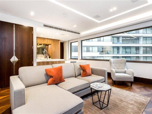 Flat for sale in The Borough, Greater London