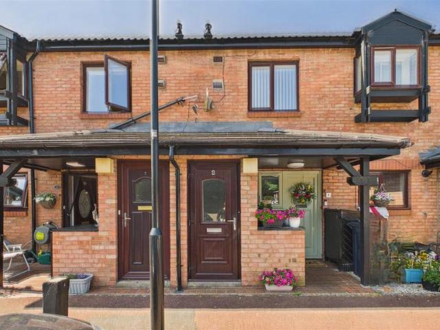 Flat for sale in Northfield Green, Tyne And Wear