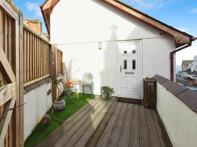 Flat for sale in Newquay, Cornwall