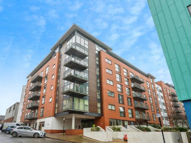 Flat for sale in Ladywood, West Midlands