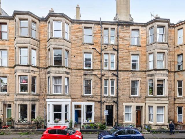 Flat for sale in Bruntsfield, Scotland