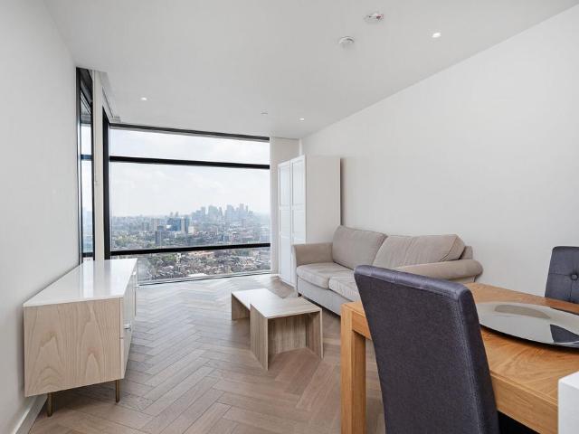 Flat for sale in Bishopsgate Without, Bishopsgate