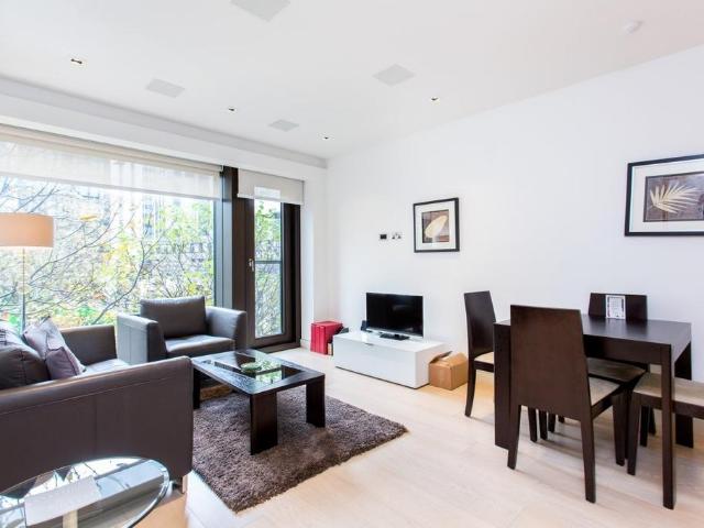 Flat for sale in Lyons, Greater London