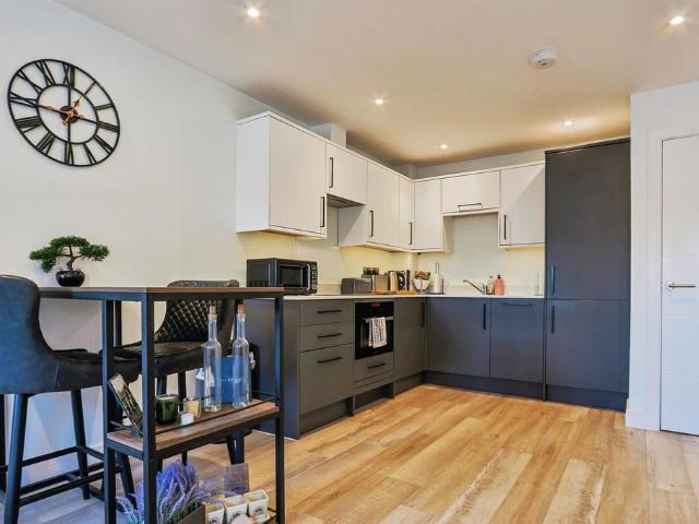 Flat for sale in Parkstone, Poole