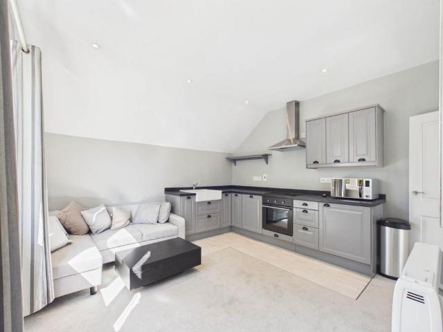 Flat for sale in Haddenham, Buckinghamshire