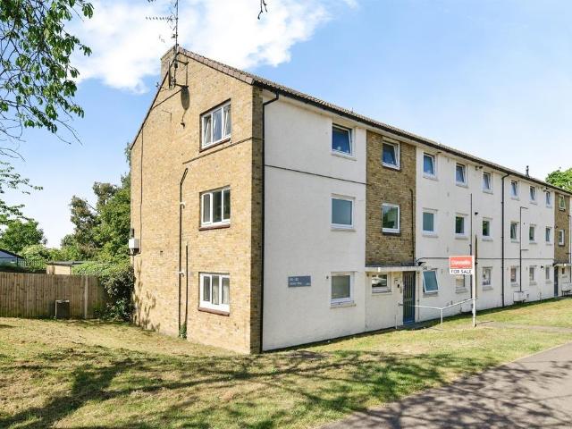 Flat for sale in Shephall