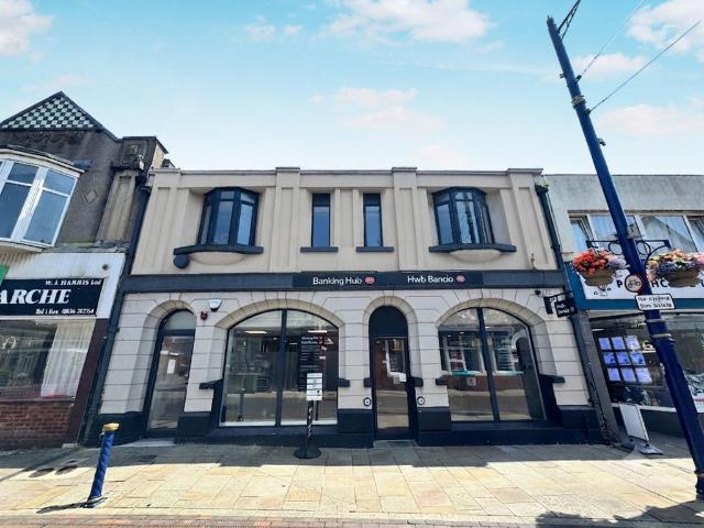 Flat for sale in Porthcawl, Nottage