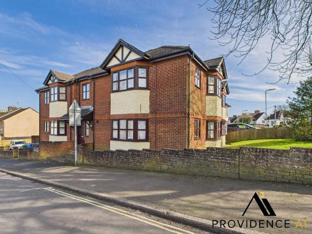 Flat for sale in North Town, Aldershot